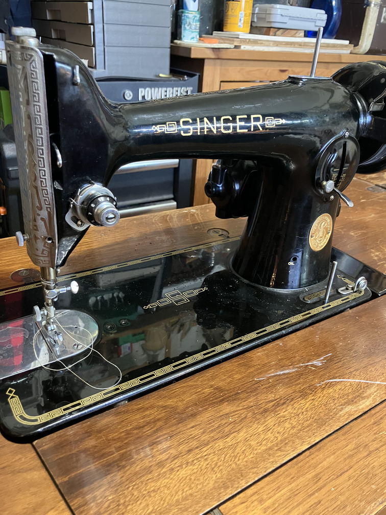 Singer 201K